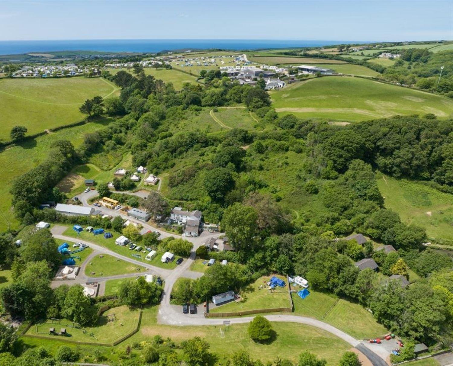 Willow Valley Glamping Bude Kültér fotó