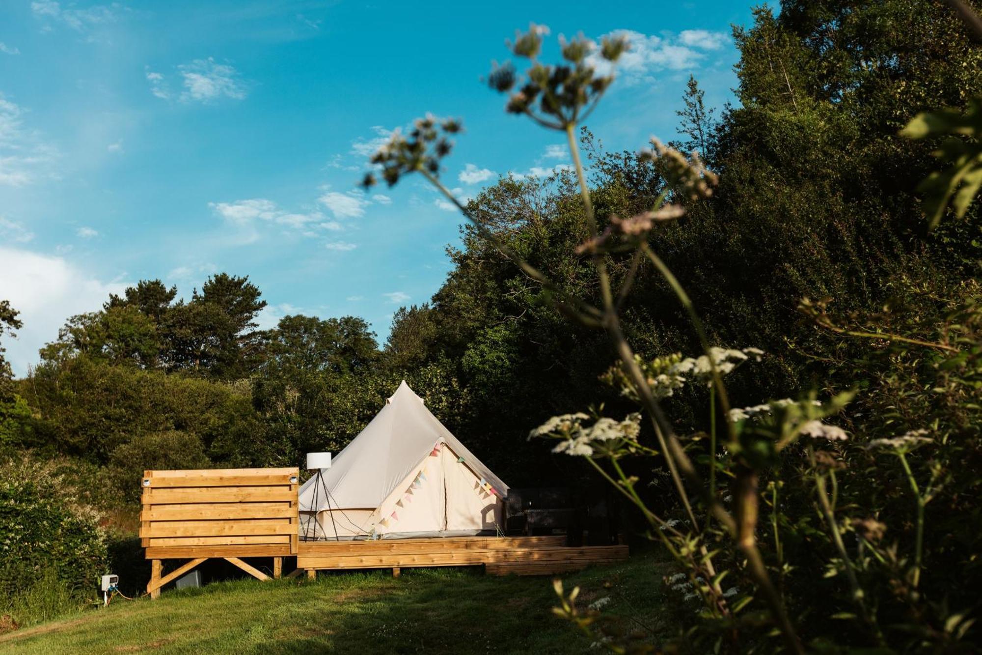 Willow Valley Glamping Bude Kültér fotó
